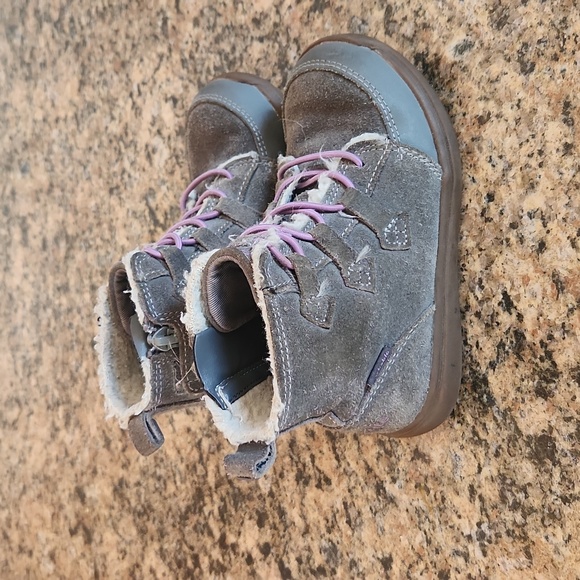 Girls Stride Rite Leather Boots - Size 10.5 - Picture 3 of 8